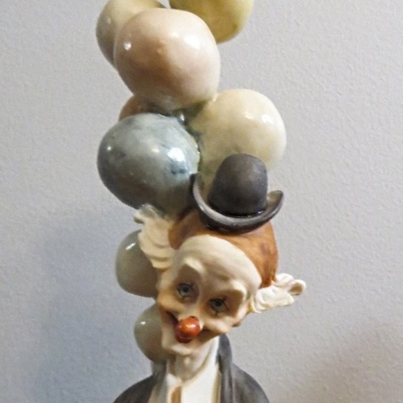 Vintage Giuseppe Armani The Pensive Clown w/Balloons Figure - Picture 3 of 6